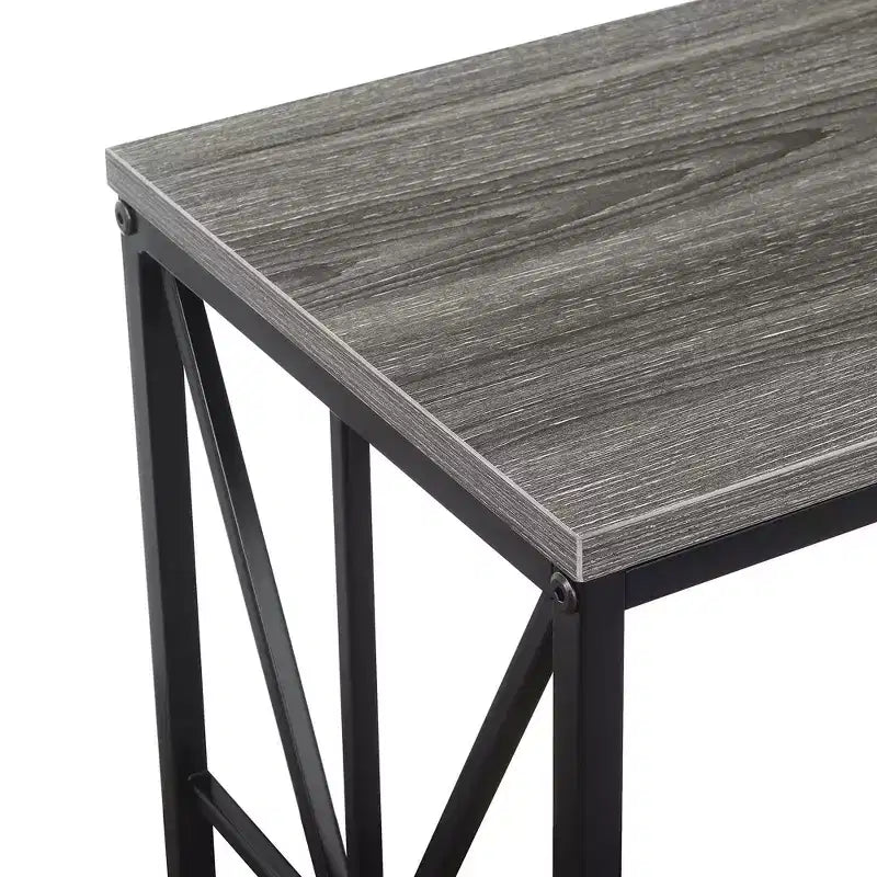Mesa auxiliar HomeStock Belmont con estación de carga y estante, dos puertos USB, mesa auxiliar elegante con diseño de marco entrecruzado para decoración de dormitorio