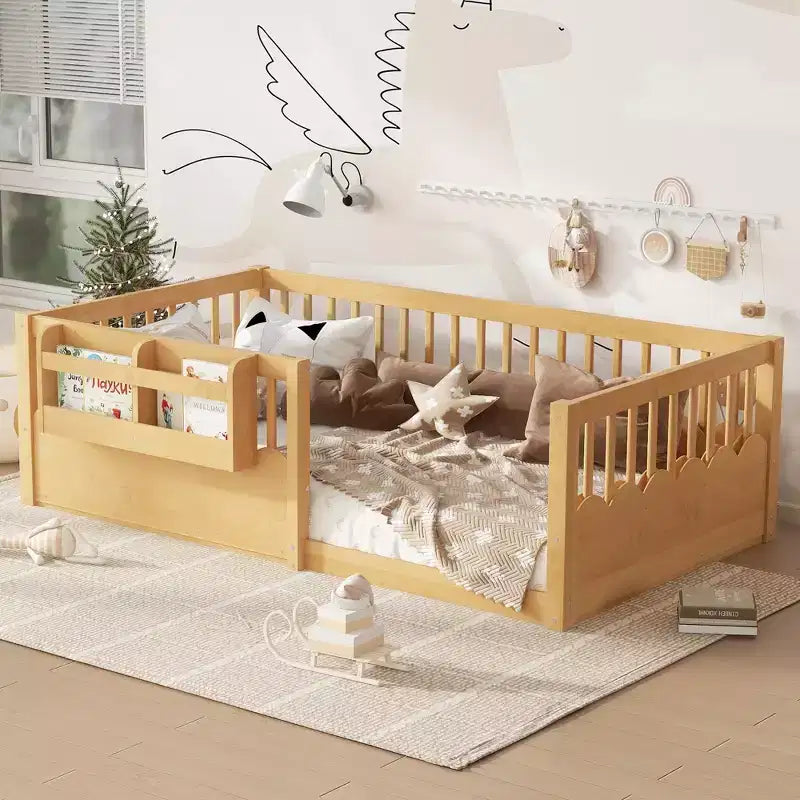 Cama Montessori de madera para niños, tamaño individual/matrimonial/king, con valla elevada y estantería, diseño de perfil bajo