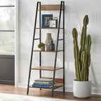 Escritorio y estantería Denton Ladder de 2 piezas Nogal/Negro: Escritorio de estantería inclinada con almacenamiento abierto, MDF y estructura metálica
