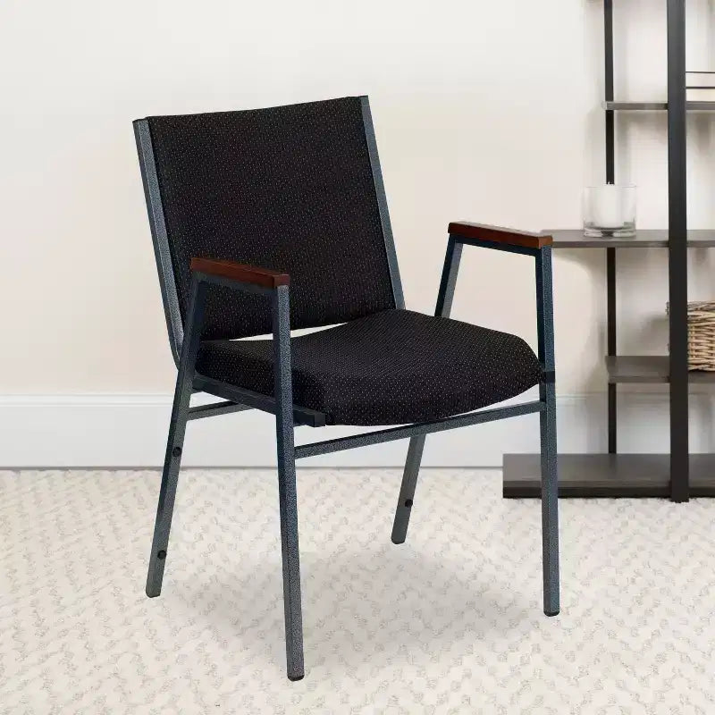 Silla apilable de alta resistencia con brazos de la serie HERCULES